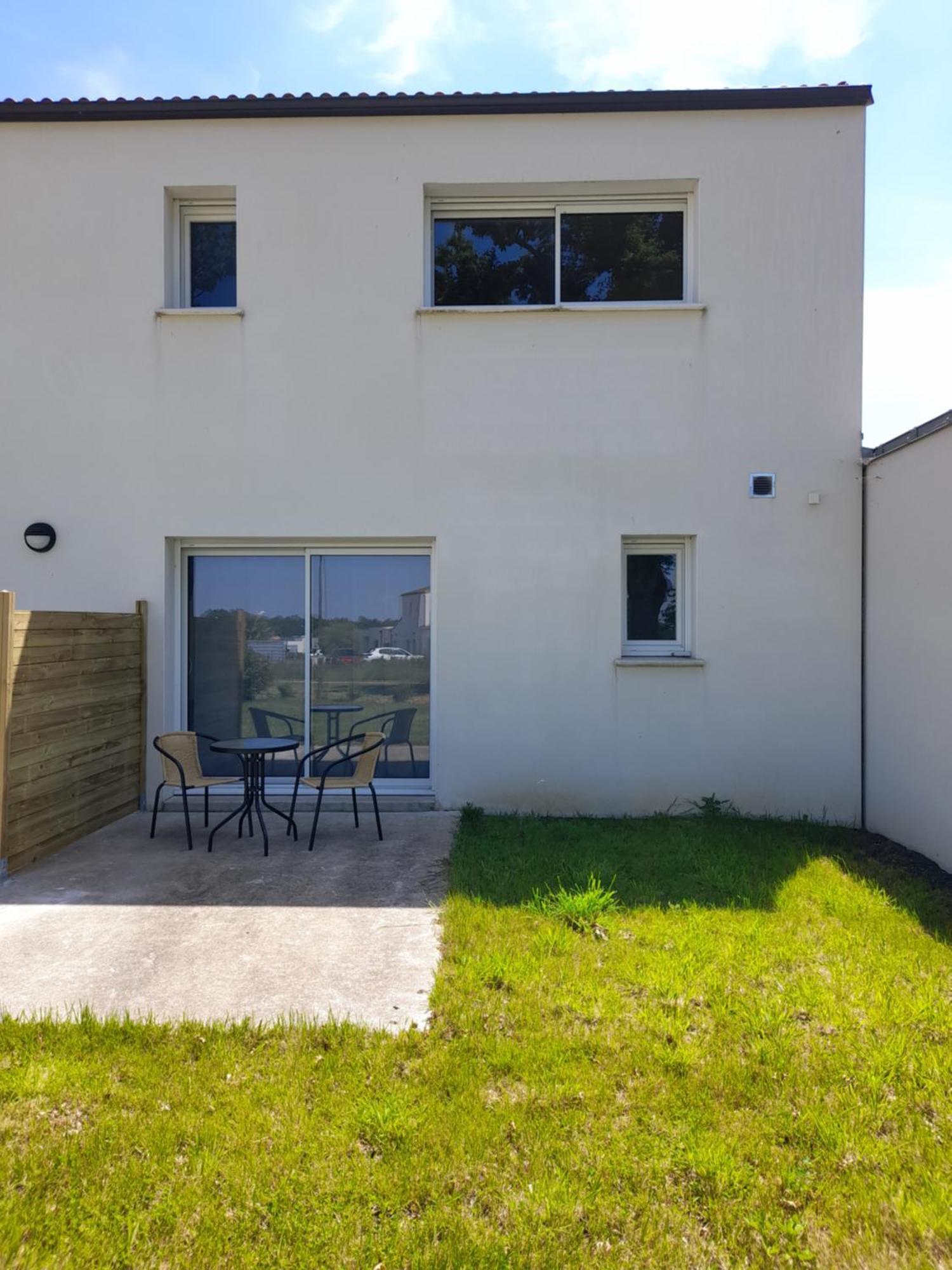 Studio Lumineux Avec Terrasse La Roche-sur-Yon Kültér fotó
