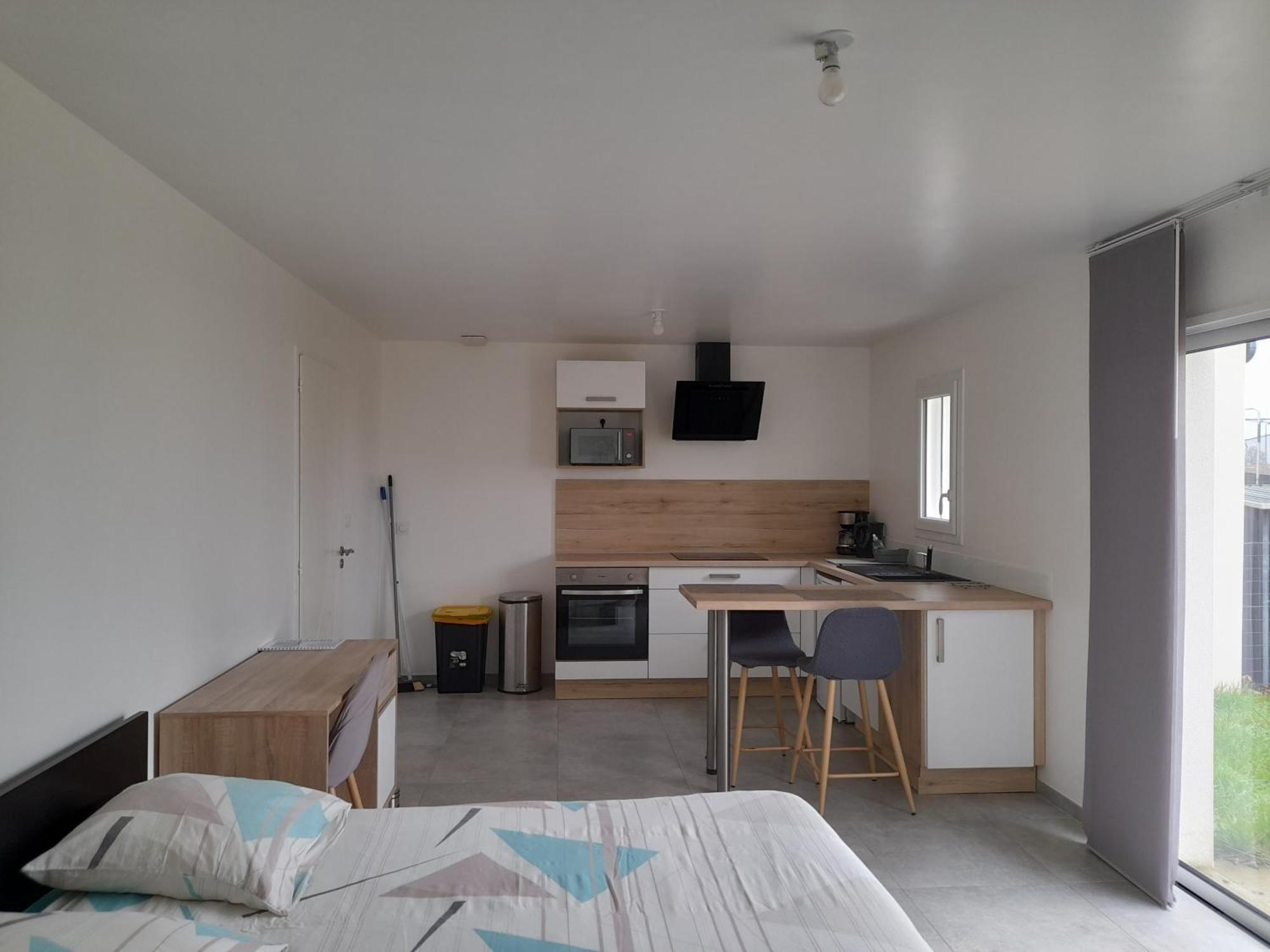 Studio Lumineux Avec Terrasse La Roche-sur-Yon Kültér fotó